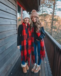 Thanksgiving Outfit Ideas – Southern Curls & Pearls Outfits With Black Uggs, Thanksgiving Outfit Women Casual, Caitlin Covington, Southern Curls And Pearls, Black Ruched Dress, Thanksgiving Outfit Women, Thanksgiving Outfits, Cute Scarfs, Chenille Sweater