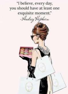 a woman holding two bags with the words i believe every day, you should have at least one exquisite moment