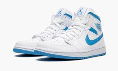 The Air Jordan 1 Mid “UNC” draws inspiration from Michael Jordan’s alma mater for a fresh new look on the mid-top silhouette. The famous University Blue of the University of North Carolina shines bright on this eye-pleasing colorway of the Jordan 1 Mid with the color covering the Swooshes and collar. A white leather base spans the perforated toe, mid-panel and heel. Additional hits of Carolina Blue can be found on the Wings logo on the collar and Jumpman branding on the white nylon tongue tab. J Air Jordan 1 Mid Unc, Jordan 1 Mid Unc, Unc Shoes, Air Jordan 1 Fearless, Vapour Max Nike, White Basketball Shoes, University Of North Carolina, Alma Mater, Air Jordan 1 Low