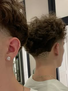 Burst Fade With Long Hair, Spider Design Haircut, Spider Web Undercut, Spiderweb Haircut, Low Taper Fade With Design, Spiderweb Hair Design, Spider Web Haircut