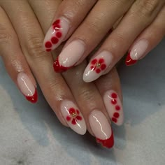 blooming gel red flower nails gold almond short 3d nail art nails Red Nails With 3d Design, Floral Christmas Nails, Christmas Nails With Blooming Gel, Blooming Gel Nail Art Flower, Short Almond Flower Nails, Blooming Gel Nail Art Christmas, Christmas Nails Blooming Gel, Christmas Blooming Gel Nails, Short 3d Nail Designs