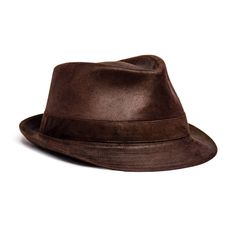 Please note: This hat runs large, recommend one size down.Embrace class and sophistication. Our Faux Leather Trilby Fedora features a smooth, realistic faux leather material that's both soft and durable. If you're looking for a hat that can be paired with casual and formal outfits alike, you'll love this lightweight leather fedora. Moreover, our Faux Leather Trilby Hat includes a comfortable inner hat band and satin lining. Wherever you take this fedora, you're sure to turn heads. Stylish and functional, our Saint Martin faux leather trilby hat is a versatile accessory that pairs well with a wide range of wardrobe ensembles. We offer beautiful black and brown color options in this faux leather fedora style. What Makes This Classic Style Stand Out? The Saint Martin Faux Leather Trilby Fedor Casual Leather Fedora With Short Brim, Brown Hats With Leather Lining And Curved Brim, Brown Curved Brim Hat With Leather Lining, Brown Fitted Fedora For Kentucky Derby, Brown Fur Felt Fedora For Kentucky Derby, Brown Flat Brim Hat With Leather Lining, Brown Leather Fedora Hat, Leather Flat Cap Hat For Fall, Leather Flat Cap For Fall