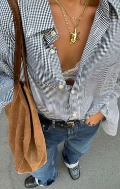 Gingham Blouse Outfit, Gingham Outfit Aesthetic, Madrid Style, Gingham Outfit, Trendy Outfit Inspo, Gingham Blouse, Outfit Inso, Style Evolution, Dream Closets