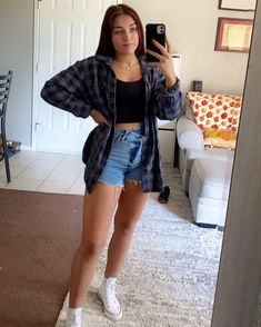 Fall
Flannel 
Outfit 
Fitspo Flannel Outfits Women Summer, Oversized Flannel With Shorts, Flannel Shirt With Shorts, Jean Shorts With Flannel, Outfits With Flannel Jackets, Shorts And Flannel Outfit Summer, Summer Outfits With Flannels, Black Flannel Outfits For Women, Shorts With Flannel Outfits