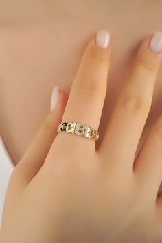 14K Solid Gold Diamond Initial Letter On Cuban Chain Ring / Custom Initial Letter Cuban Chain Ring / Uppercase Letter Ring / Personalized Initial Letter Gift Rings / 14K Yellow Gold Letter B Initial Ring With AAA Grade White CZ Stones The Ring Details ✪ 14K Solid Gold (also in 8, 9, 10 and 18K) ✪ Band Options; 14K White, Yellow, Rose Gold ✪ Band Width: 3.13 mm ✪ Top Width: 6.13 mm ✪ Top Thickness: 1.65 mm ✪ Side Thickness: 1.77 mm ✪ Gemstone: AAA Grade White Cubic Zirconia ✪ Ready to Ship 7 Busi Gift Jewelry Chain Open Ring, Luxury 14k Gold Chain Ring Gift, Gold Chain Open Ring As Gift, Gold Chain Ring As Gift, Rose Gold Chain Rings As A Gift, Rose Gold Chain Ring As Gift, Gold Finger Rings, Letter Ring, Letter Gifts