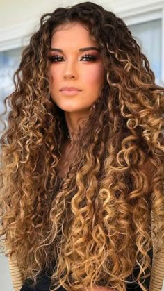 Natural Curly Hair Cuts, Blonde Hair Looks, Curly Hair Inspiration, Curly Girl Hairstyles, Hair Routine, Hair Life