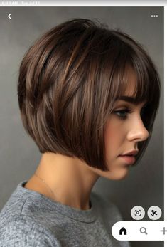 Short French Bob, French Bob Haircut, Choppy Bob Hairstyles For Fine Hair, Short French, Easy Hairstyles For Thick Hair, Corte Bob, Choppy Bob, Choppy Bob Hairstyles