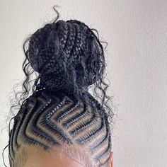 Cornrows Into High Ponytail, Feed In Braids Ponytail Design, Winter Braided Hairstyles, Corn Row Styles Natural Hair, High Ponytail Cornrows, Funali Braids, Freestyle Braids, Cornrows Ideas