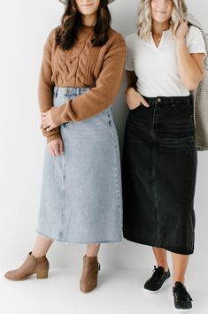 'Brooke' A-Line Denim Midi Skirt – The Main Street Exchange A Line Denim Skirts, Mid Jean Skirt Outfits, Black Jean Skirt Outfit, Midi Jean Skirt Outfits, Boots With Skirt, Black Denim Skirt Outfit, A Line Skirt Outfits, Midi Jean Skirt, Winter Skirts