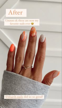 Summer Nail Art Ideas 2024, Nail Into Summer, Fun Neutral Summer Nails, Desert Inspired Nails, Simple Short Nail Designs Summer 2024, Beach Nails Inspo 2024, Summer Nails With Accent Nail, August Nail Inspo 2024, Nails To Make You Look Tan