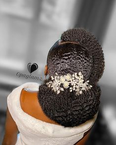 Natural Hair Styles Bridal, Natural Updo Hairstyles For Black Women Wedding, Bridal Hairstyles With Natural Hair, Brides With Natural Hair, Natural Hair Styles For Brides, Goddess Knotless Braids With Color, Natural Wedding Hairstyles Black Bride, Natural Hair Styles For Wedding