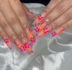 Pretty Orange Nails, Vacations Nails, Classy Vacation Nails, Vacation Nails Ideas, Orange French Tip Nails, Wedding Nail Art Designs, Vacay Nails, Wedding Nail Art, Acrylic Toe Nails