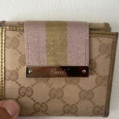 Gucci Wallet / Coin Purse Womens - Authentic - Vintage - Good Condition Outside - + Some Tears Inside Shown In Photos ** Fold + Coin Pocket + Card Slots + Bill Slot + Gold Color Trim Inside Bags Gucci, Pocket Card, Pocket Cards, Gucci Wallet, Tan Brown, Gucci Bag, Card Slots, Slots, Gold Color