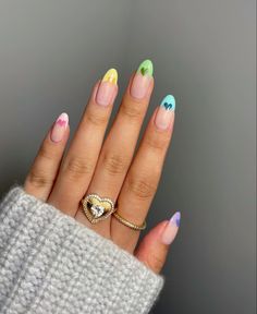 Rainbow Nails With Hearts, Heart Nails Rainbow, Short Almond Rainbow Nails, Summer Nail Art Almond, Short Nail Designs Rainbow, Aesthetic Rainbow Nails, Funky Gel Nails Short, Funky Spring Nail Designs, Spring Rainbow Nails