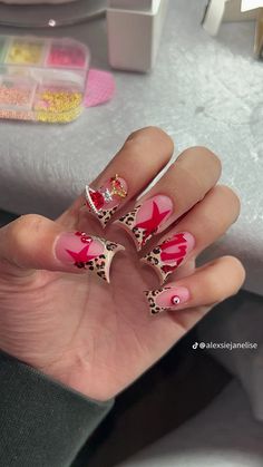 Freestyle Nail Designs, Cute Nail Ideas, Junk Nails, Punk Nails, Duck Nails, Drip Nails, Girly Acrylic Nails