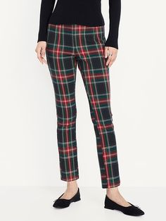 Extra High-Waisted Polished Pixie Skinny Pants | Old Navy Christmas Plaid Pants, Plaid Leggings Outfit, Holiday Outfits Christmas Casual, Red Plaid Pants, Plaid Pants Women, Holiday Pants, Tartan Pants, Holiday Clothing, Xmas Outfits