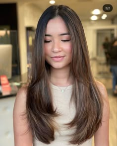 Haircut Thick Long Hair, Long Layered Haircuts For Thick Hair Asian, Soft Layers U Shape, Long Black Hair With Face Framing Layers, Long Framing Layers Long Hair, Cute Haircut For Women, Long Hair Parted In The Middle, Hair 360 Long Layers, Haïr Cut For Women Long Hair