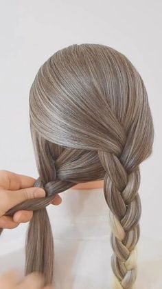 Daily Hair Tutorials 💇‍♀️ on Instagram: "Cute & Easy😍🤩 Here you get amazing hair style ideas and learn simple beautiful hair styles 💓 . @braids_for_my_hair . . #hairstyleideas #videohair #braidtutorial #hairtutorialvideo #hairvideotutorial #hairstyletutorial #braidoftheday #braidsofinstagram #hairglamvideos #tutorialhairdo #hairvideoshow #naturalhairtutorial #tutorialhair #cutehairstyles #marcbeauty #tutorialvideo #braidinglife #hairofinstgram #braidinspo #hairdecoration #hairstylevideo #lon Simple Beautiful Hairstyles, Long Hair Designs, Renn Faire, Haircut For Face Shape, Compassion Quotes, Styles Braids, Stylish Short Hair, Simple Wedding Hairstyles