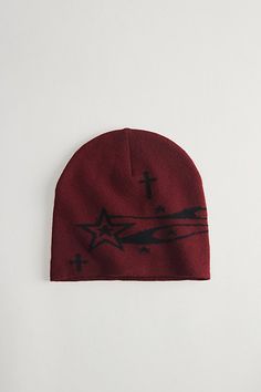 Skull cup style beanie with a knit pattern. Classic acrylic ribbed knit beanie. Features Fitted graphic beanie Fitted skull cap beanie Knit graphic pattern Content + Care 100% Acrylic Spot clean Imported | Fitted Graphic Beanie in Maroon, Men's at Urban Outfitters Winter Hats Men, Beanies Aesthetic, Square Beanie, Starter Board, Streetwear Beanie, Mens Beanies, Graphic Beanie, Beanie Design, Beanies Men