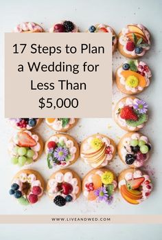 17 Steps to Plan a Wedding for Less Than $ 5,000 Make Your Own Invitations, Frugal Wedding, Plan A Wedding, Budget Tips, Cheap Wedding, Best Budget, Budget Wedding, Ways To Save Money