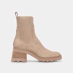 MOSIMO BOOTS DUNE SUEDE Chelsea Boots Outfits, Chelsea Boots Outfit, Tan Suede Boots, Girl Energy, Boots Outfits, Tan Suede, Lug Sole, Boots For Sale, Boots Outfit