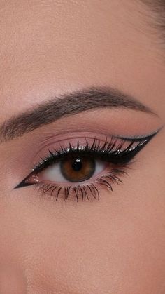 Machiaj Smokey Eyes, Tutorial Eyeliner, New Year's Makeup, Glam Makeup Tutorial