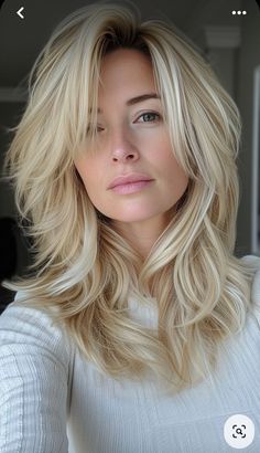 Punk Rock Haircut, Haircut For Large Forehead For Women, Volume Blonde Hair, Unique Hair Cuts For Women, Contour Cut Hair, Side Swept Bangs Haircut, Long Blonde Layered Hair With Bangs, Side Bangs Hairstyles Medium, Curtens Bangs Hair