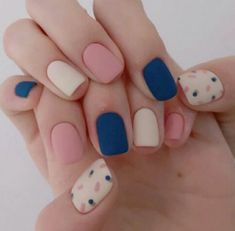 Sns Spring Nails Designs, Spring Nails 2022, Simple Kawaii Nails Short, Easy Nail Art For Beginners Short Nails, Nagellack Trends, Cute Gel Nails, Minimalist Nails