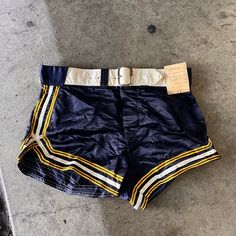 Vintage Rawlings Basketball Shorts With Belt. Size 32 Waist. New With Tags Vintage Tags Vintage 90s 80s 70s Y2k Y2k Highwaisted Low Rise Lowrise Pins Patches Levis Cute Cool Baggy Jnco If You're Ever In The La Area Please Stop By The Store. Atsouthbayvintagela On I Nst Agram And Ti Kt Ok For More Info! Retro Short Bottoms With Elastic Waistband, Retro Fitted Short Bottoms, Retro Bottoms With Elastic Waistband, Retro Fitted Shorts With Short Leg, Vintage Fitted Bottoms With Short Leg, Retro High Waist Shorts With Belt Loops, Retro Fitted Shorts, Vintage Fitted Shorts, Vintage Fitted Bottoms With Elastic Waistband