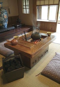 Japanese Kitchen Traditional, Traditional Japanese Kitchen, Apartemen Studio, Japanese Living Room, Japanese Table