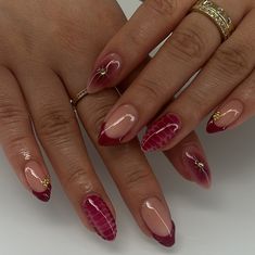 Nail Designs Builder Gel, Nails With A Lot Of Designs, Glitter Blooming Gel Nails, Red Pink Chrome Nails, Now Nails Design, New Years Nails Stars, Christmas Airbrush Nails, Nail Inspo Builder Gel, Cool Blue Nail Designs