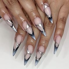 ig: acrylicsbyfatima Baddie Stiletto Nails, Denim Nails, Nail Pics, Wedding Nails Glitter, Silver Nail, Acrylic Nail Kit, Long Acrylic, Nice Nails, Nail Stuff