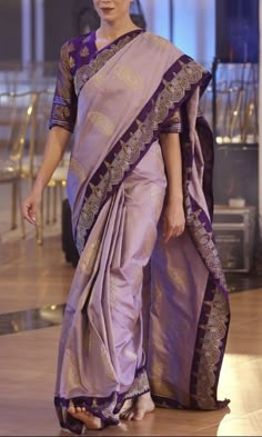 Saree Combination, Saree Looks, New Saree Designs, Wedding Saree Blouse Designs, Blouse Ideas, Fashionable Saree Blouse Designs