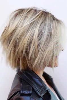 Blonde Balayage Bob, Κούρεμα Bob, Choppy Bob Hairstyles, Messy Short Hair, Short Hairstyles For Thick Hair, Hair 2018, Short Layered Haircuts, Haircut For Thick Hair, Short Haircut