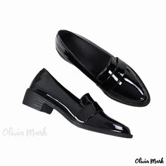 Olivia Mark - Vintage Pointed Toe Slip-On Loafers in Leather Material Mens Leather Loafers, Rough Heels, Pregnancy Shoes, Shoe Sole, Vintage Slips, Black Leather Shoes, Evening Shoes, Stiletto Pumps, Platform Boots