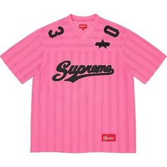 Supreme Streetwear, Jersey Pink, Mode Hippie, Concept Clothing, The Supreme, Football Jersey, Mode Inspiration, Dream Clothes, Apparel Design