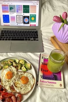 Healthy Lifestyle Motivation, Healthy Girl, Healthy Lifestyle Inspiration, Food Goals, Green Juice, School Motivation, Pretty Food, Study Motivation, Me Time