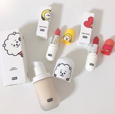 Bt21 Skincare, Koleksi Makeup, Bts Makeup, Army Accessories, Alat Makeup, Kawaii Makeup, Bts Merch