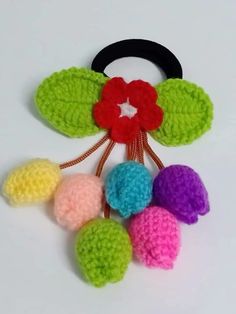 Crochet Key Cover, Top Flowers, Crochet Applique Patterns Free, Handmade Fabric Bags, Crochet Flowers Free Pattern, Crochet Ornaments, Clothes Crochet