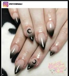 Goth Nail Art, Summer Nails Art, Firework Nails, Nail 2023, Stiletto Nails Short, Horror Nails, Trust The Universe, Art Designs Ideas