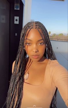 Sleek Box Braids, Fine Box Braids, Box Braids For Mixed Women, Single Braids For Black Women, Small Braids For Black Women, Hair Growth Methods, Small Box Braids, Individual Braids, Single Braids