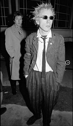 Post Punk Fashion, Best Stroller