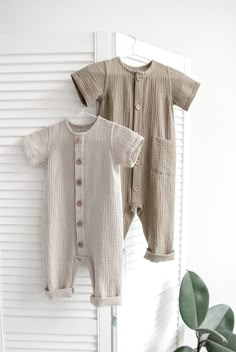 https://www.instagram.com/mamalanka_shop/?r=nametag Perlengkapan Bayi Diy, Designer Baby Clothes, Baby Fits, Baby Sewing Patterns, Newborn Dresses, Baby Boy Fashion, Baby Sewing