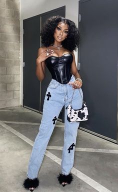 Corset Sneakers Outfit, Blue Denim And Black Outfit, Corset And Jeans Outfit Heels, Jean And Corset Outfit, Leather Corset Outfit Black Women, Black Leather Corset Top Outfit, Corset Top And Skirt Outfit Black Women, Lace Top Outfit Black Women