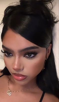 Nose Ring Makeup, Black Hair Prom Styles, Nose Piercing Classy, Makeup Looks For Hoco Black Dress, Eye Makeup For Black Hair, Black Classy Makeup, Nose Piercing Makeup Look, Bad Birthday Makeup, Classy Nose Ring