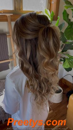 2024 Prom Glam: Curly Hairstyles That'll Steal the Show Preetys.com Fun Prom Hairstyles, Half Bun Hairstyle, Curled Prom Hair, Long Hair Ideas, Half Up Curls, Prom Glam, Half Up Wedding Hair