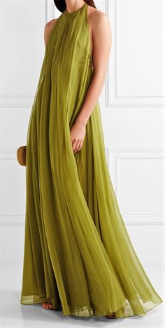 Spring 2017 Mini Dress Fall, Ethereal Gown, Dorothy Dandridge, Green Stuff, Sleeveless Dresses, Sleeveless Long Dress, Gold Accessories, Green Silk, Types Of Dresses