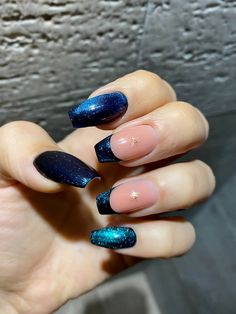 Cat Eye French Tip Nails Short, Cat Eye French Tip Nails Coffin, Cat Eyes French Nails, French Magnetic Nails, Cats Eye French Nails, Cat Eye French Tip Nails Square, Cat Eye Nails French Tip, French Cat Eye Nails, Cat Eye French Tip Nails