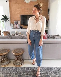 Cute Outfits With Leggings, Outfit Upgrade, Look Office, Trendy Fashion Tops, September 1, Stylish Outfit, Curvy Outfits, Basic Outfits, Wearing Clothes