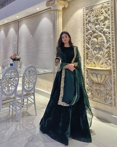 Noor Zafar Khan, Pak Actress, Winter Wedding Outfits, Diverse Beauty, Pakistani Women Dresses, Velvet Prom Dress, Anarkali Kurti